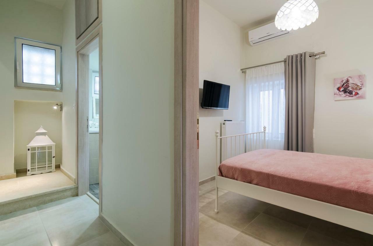 فيلا Leny'S Seaside House Pánormos المظهر الخارجي الصورة